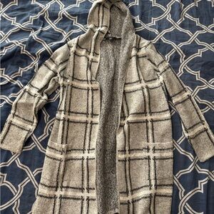 Plaid Hooded Women's Sweater - Gray